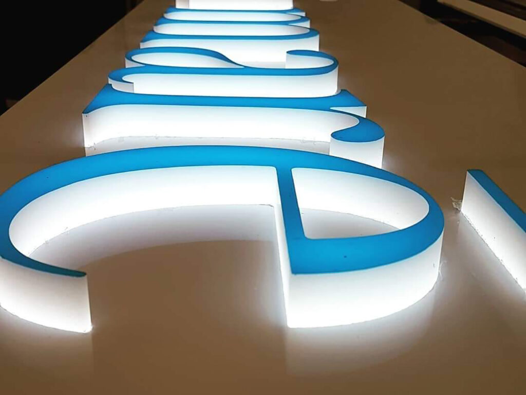 Rótulos luminosos en Valencia profesionales